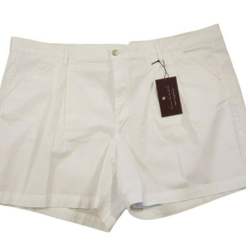Gloria Vanderbilt Women's Shorts Pleated Size 24W White Generation Relaxed Leg